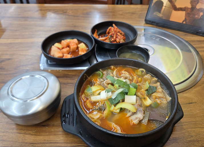 <221일 차, 5월 3일 일요일> 비오는 일요일