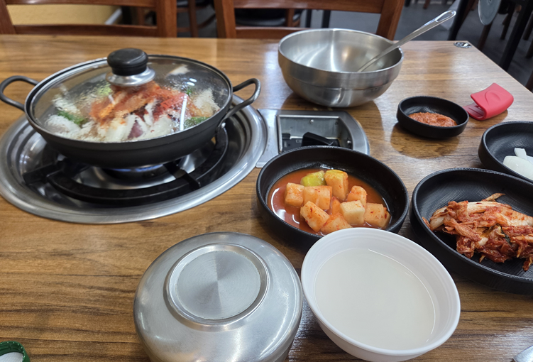 <269일 차, 6월 20일 토요일> 마니 묵었다 아이가~